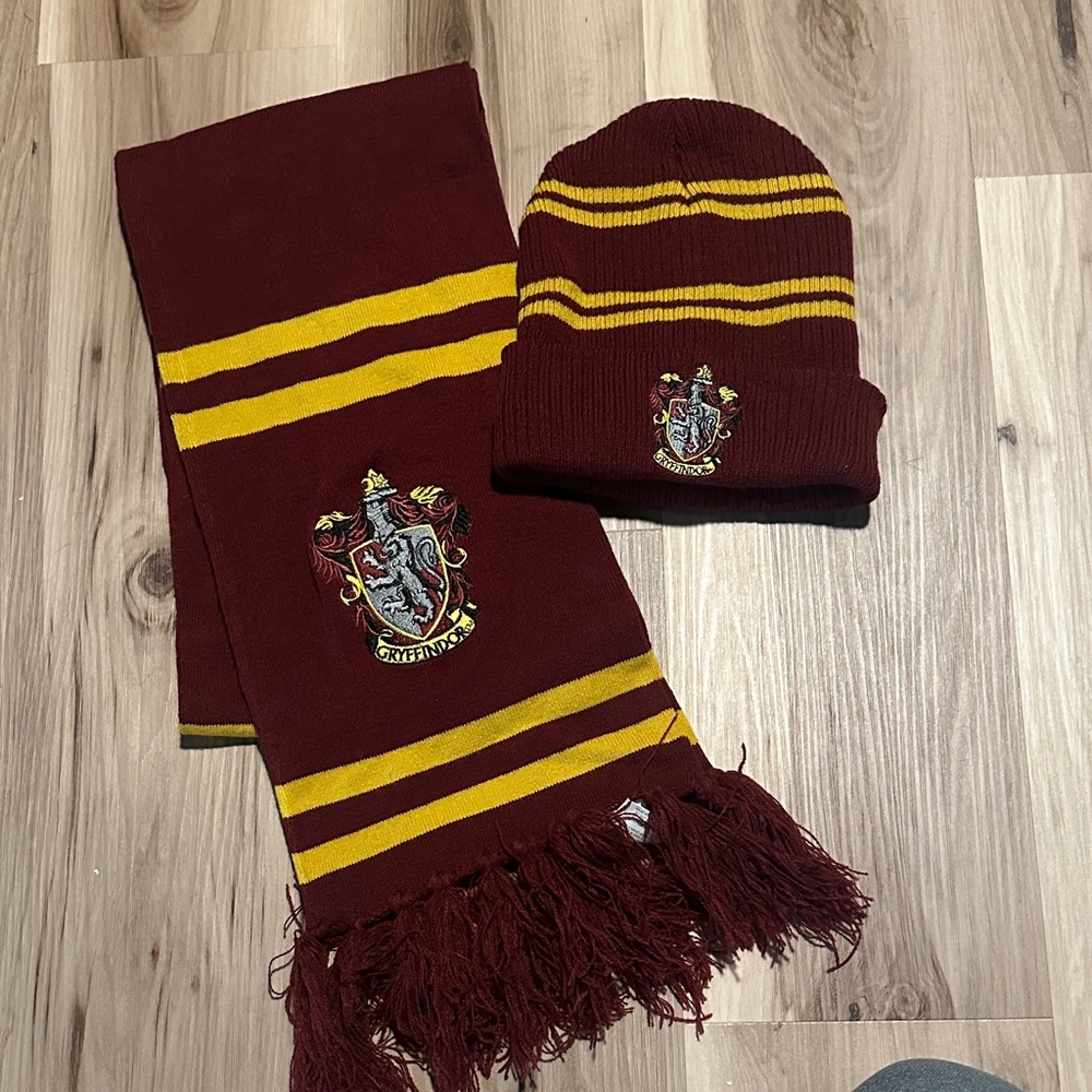 Gryffindor Maroon and Gold Scarf and Beanie Set